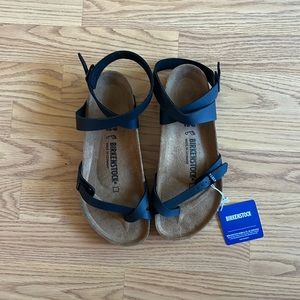 NEW Black Yara Birkenstocks